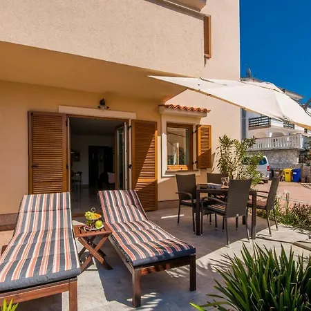 By The Sea Malinska, Krk - 19227 Apartament Malinska