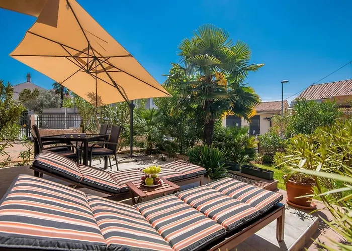 Apartment By The Sea Malinska, Krk - 19227 Malinska