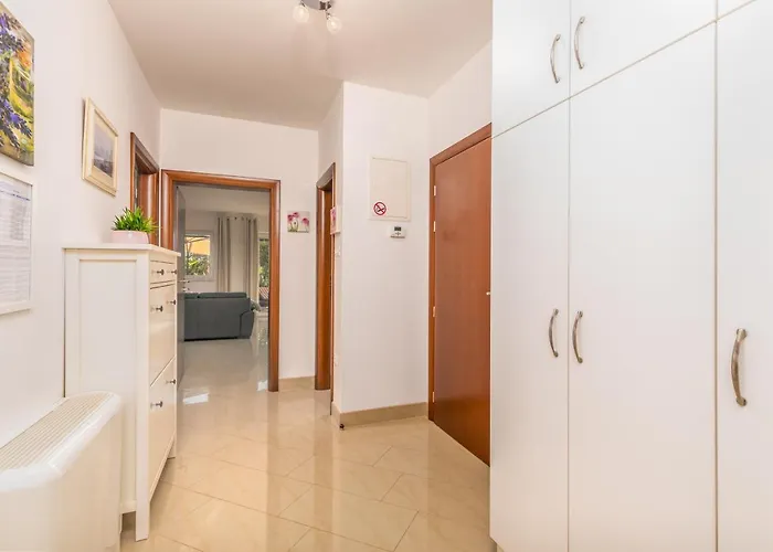 Apartment By The Sea Malinska, Krk - 19227 *